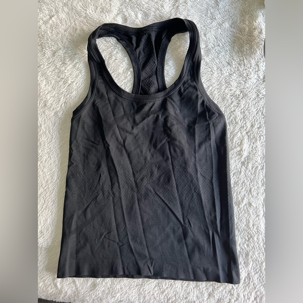 Lululemon tank top size 2 black